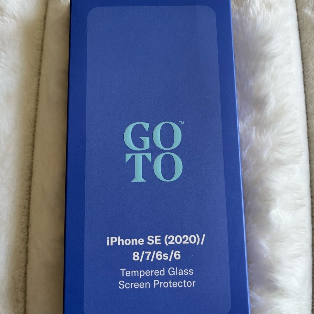 Go-To Blue Screen Protector for iPhone SE (2020)